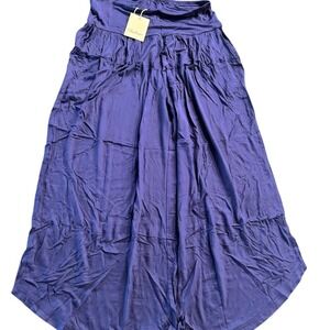 Chic blue flowy capris